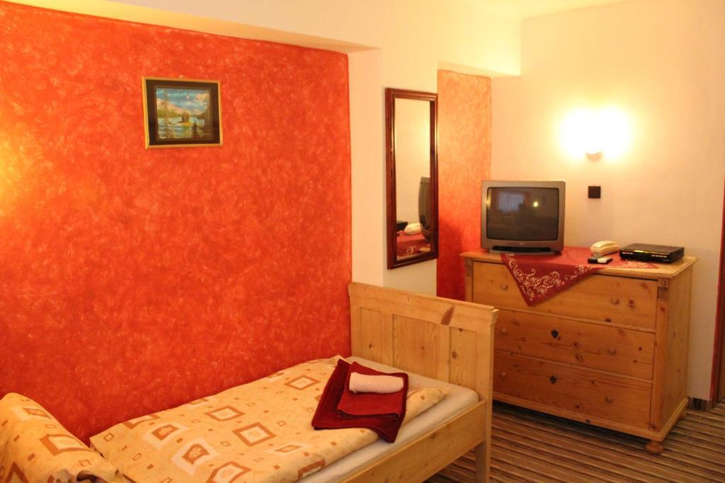 Hotel Garni Anne-mary Piest'any