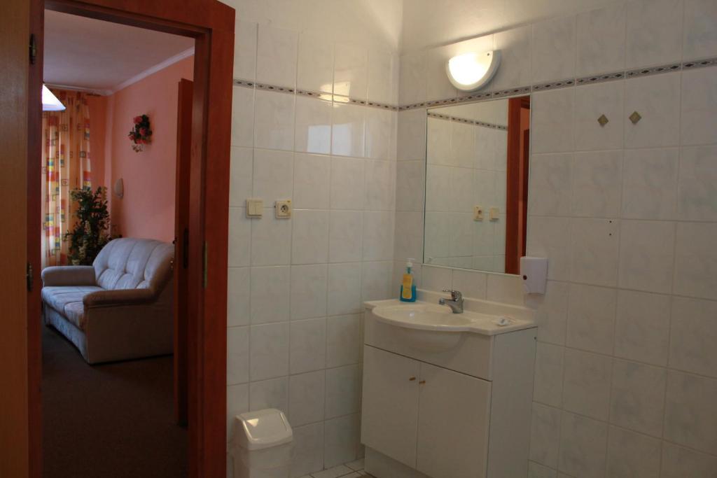 Garni Anne-mary 3*
