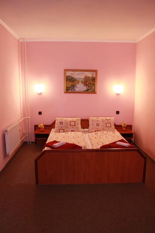 Garni Anne-mary 3*